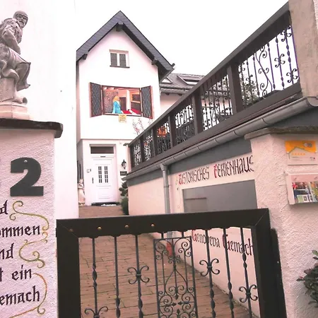 Historisches Genoveva Gemach 1000mbit-s Altstadt - Traumferienhaeuser-eifel Mayen