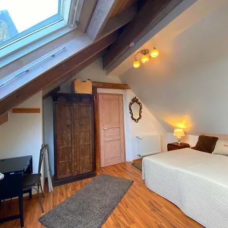 Historisches Genoveva Gemach 1000mbit-s Altstadt - Traumferienhaeuser-eifel Apartamento